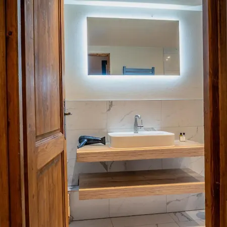 Stunning 5 Bed - Arc 1950 - Refuge Du Montagnard